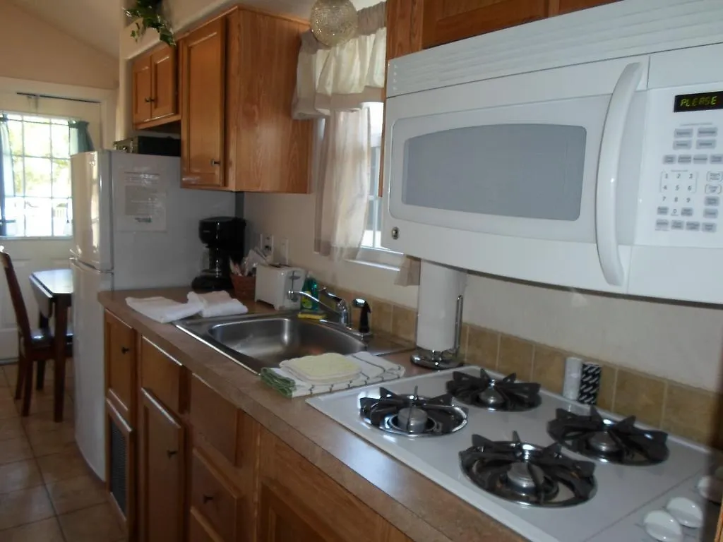 Prázdninový areál Las Vegas Camping Resort Cabin 3