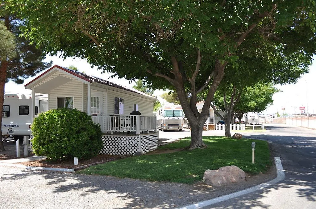 Las Vegas Camping Resort Cabin 3 Las Vegas
